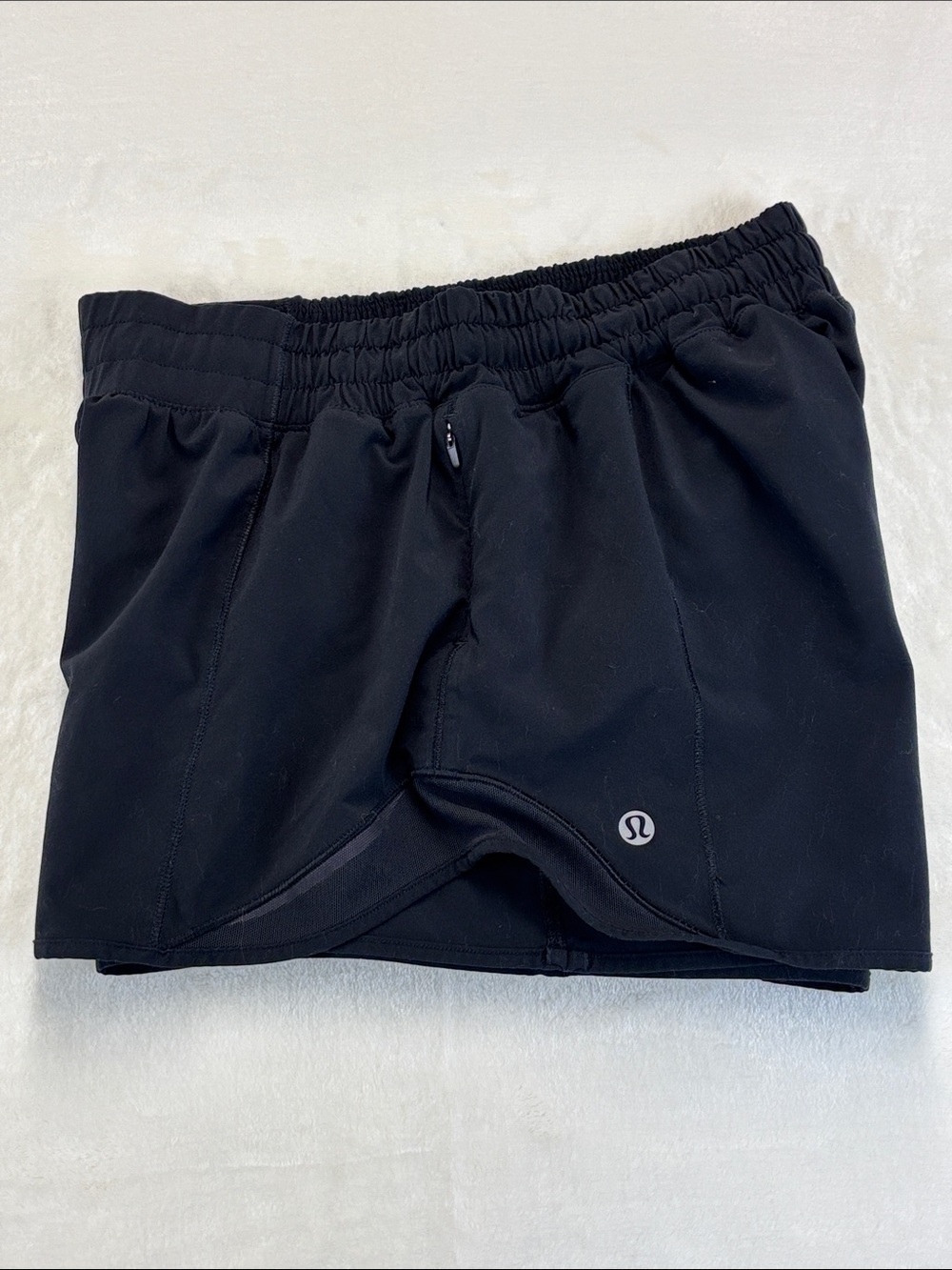LULULEMON Hotty Hot Shorts Black Size 6